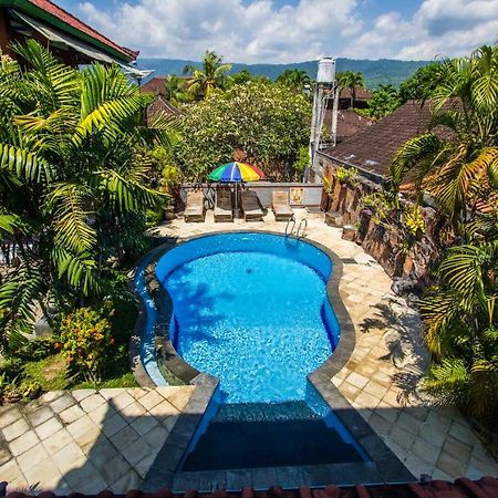 Отель Pondok Wisata Elsa 2 Ловина Экстерьер фото